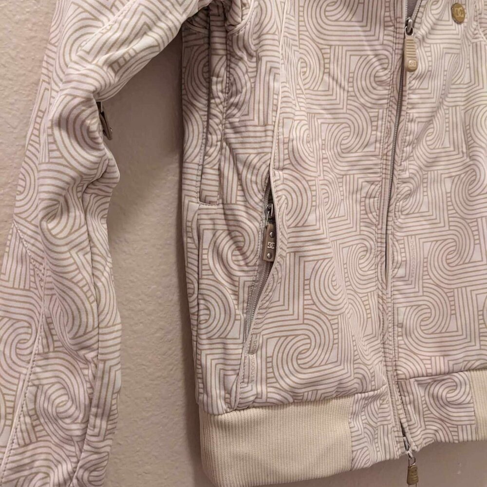 DC Softshell Jacket - S - Picture 6 of 11